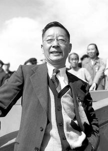 名人評(píng)價(jià)老舍養(yǎng)花