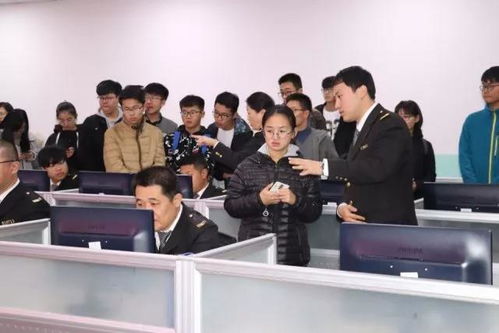 創(chuàng)新創(chuàng)業(yè)團員活動幻燈片