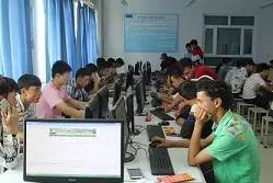 關(guān)于征兵和創(chuàng)新創(chuàng)業(yè)的標(biāo)語