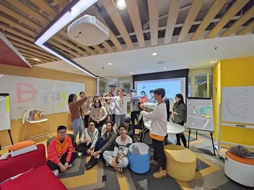 創(chuàng)業(yè)創(chuàng)新學(xué)院助理