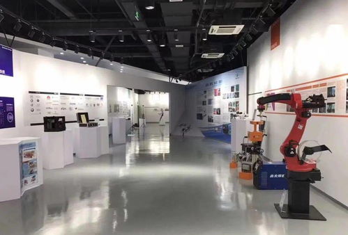 鋁箔畫(huà)創(chuàng)新創(chuàng)業(yè)工作室