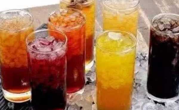 空心冰凍幾個(gè)小時(shí),自己做的冰棍最少在冰箱里凍多少個(gè)小時(shí)圖1