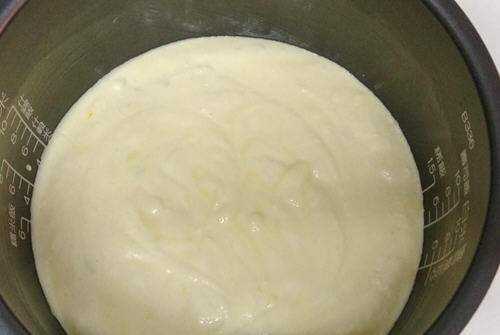 電飯煲蛋糕不蓬松是為什么,電飯鍋蛋糕中間不蓬松是什么原因圖11