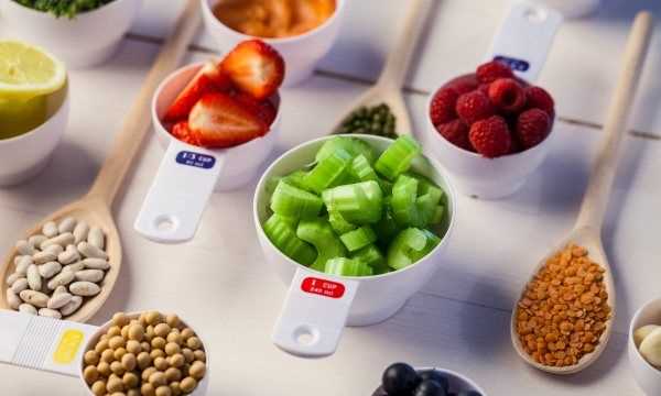 什么是水芹菜,水芹菜的營(yíng)養(yǎng)價(jià)值和功效圖3