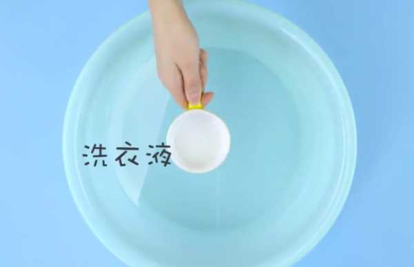 第一次買的羽絨服怎么洗,新買的羽絨服怎么洗最好圖9