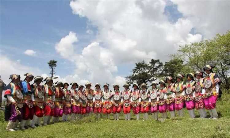 采花節(jié)屬于哪個少數(shù)民族的端午節(jié)