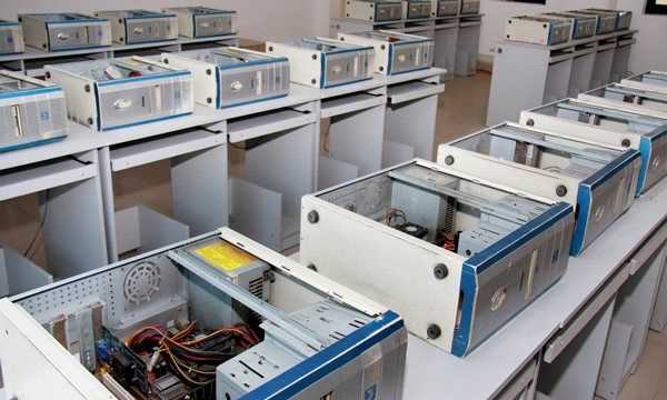 電子計(jì)算機(jī)發(fā)明于哪一年,電子計(jì)算機(jī)是哪一年發(fā)明的科技圖2