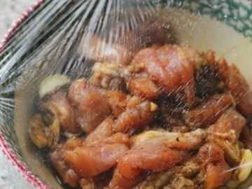 燒烤前肉怎樣腌制才入味,燒烤豬肉怎樣腌制好吃圖5