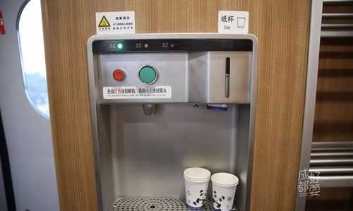 火車(chē)上有開(kāi)水供應(yīng)嗎