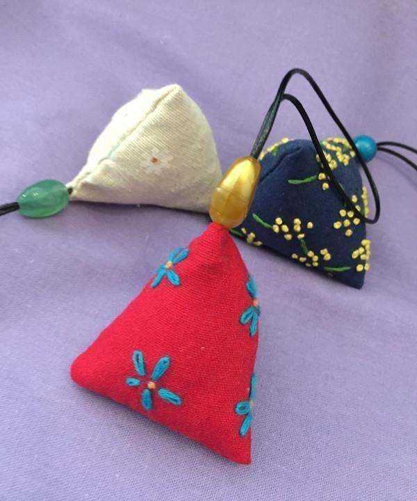 怎么做香包簡單又好看,香囊的制作方法圖17