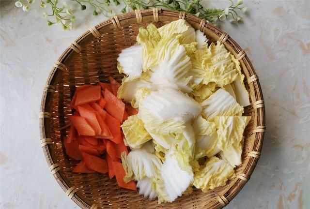 炒包菜絲怎么做好吃，口感極佳的清炒包菜絲怎么做好吃又簡單？圖4