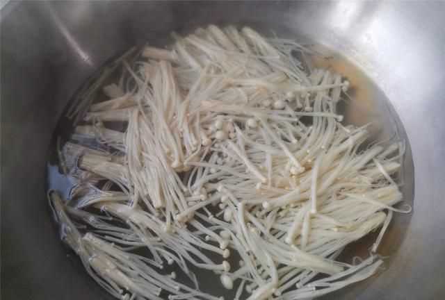 炒包菜絲怎么做好吃，口感極佳的清炒包菜絲怎么做好吃又簡單？圖5