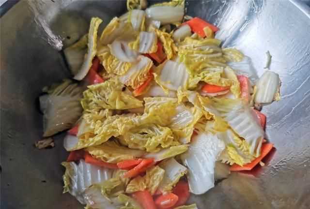 炒包菜絲怎么做好吃，口感極佳的清炒包菜絲怎么做好吃又簡單？圖7