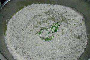 什么菜汁和面顏色最綠,菠菜汁和面怎樣做更綠不變色圖9