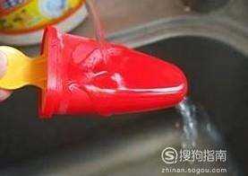 自己凍的冰棍怎么從模具里取出來,自己凍的冰棍怎么從模具里取出來視頻圖5