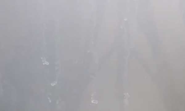 玻璃上的水印用什么能去掉,玻璃擦完有水印怎么辦圖1