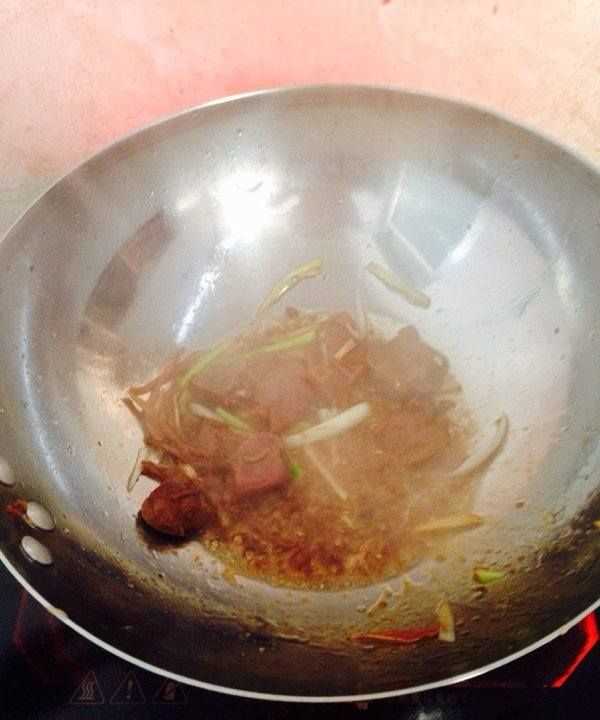 西芹炒多久才算熟,西芹煮多長(zhǎng)時(shí)間能熟圖8