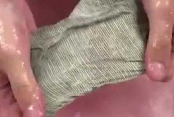 巧克力用什么洗能洗干凈,舊巧克力漬怎么洗掉圖9