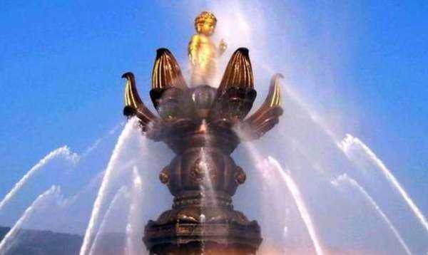 中國最大的佛像在什么地方呢,我國最大的佛像是哪一座圖6