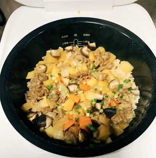 燜飯怎么做,燜飯的家常做法