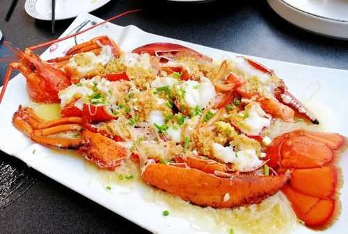 蒜蓉粉絲波士頓龍蝦蒸多久