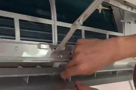 怎么打開空調(diào)外殼,格力空調(diào)內(nèi)機怎么拆開外殼圖7