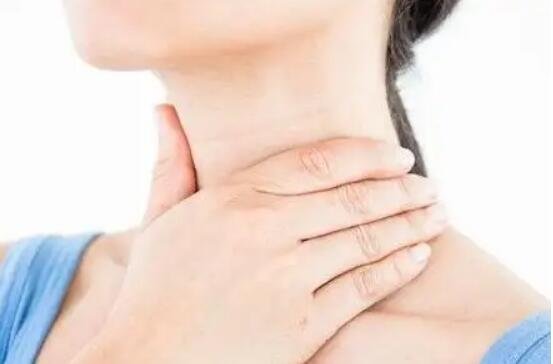 女人得了甲亢最初表現(xiàn) 女人得了甲亢最初表現(xiàn)