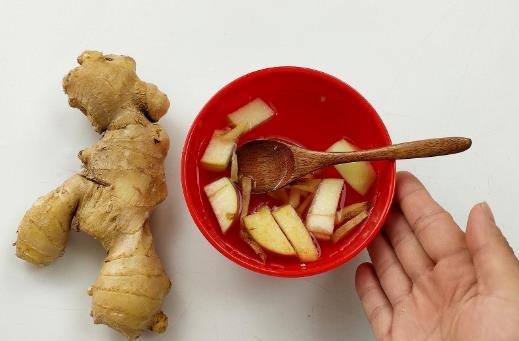 白醋加姜片三天祛斑 白醋加姜片三天祛斑