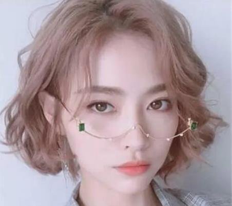 短發(fā)發(fā)型女2022最新款圖片 短發(fā)發(fā)型女2022最新款圖片