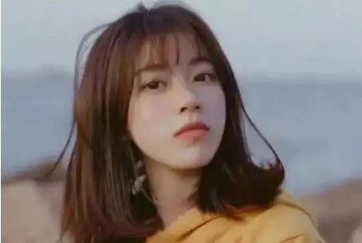 女生說哼高情商回復(fù) 女生說哼高情商回復(fù)