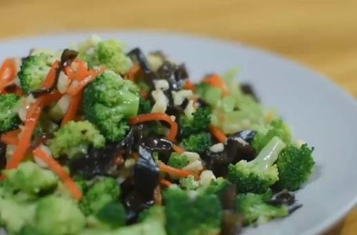 西蘭花怎么做才好吃又簡單