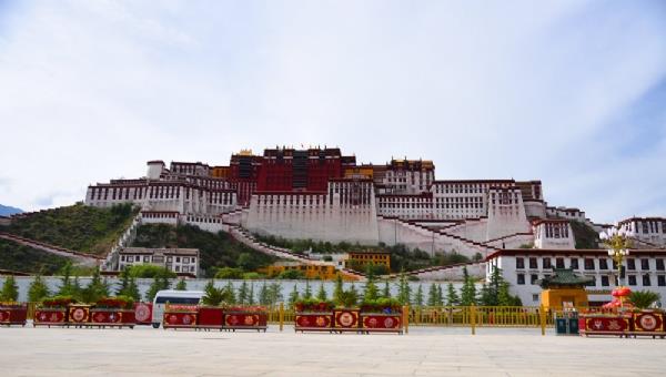 布達(dá)拉宮