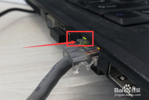 蘋(píng)果電腦怎么插網(wǎng)線(蘋(píng)果電腦怎么插網(wǎng)線沒(méi)反應(yīng))