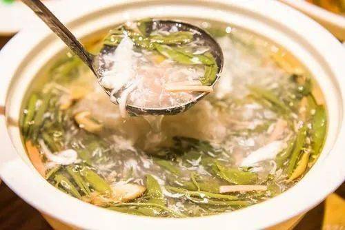 帶有美食的詩(shī)句古詩(shī)詞