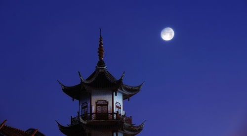 關(guān)于思鄉(xiāng)思鄉(xiāng)情感的詩句