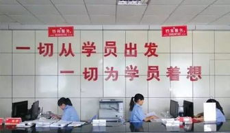 關(guān)于學(xué)駕校的詩句