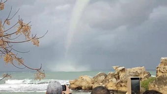 寫出一句有關于自然奇觀的詩句