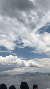 關(guān)于云的詩句及感情