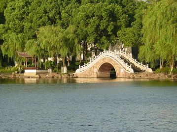 關(guān)于淼淼的詩句