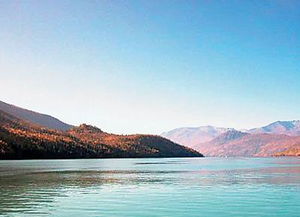 有關(guān)于天山的詩(shī)句