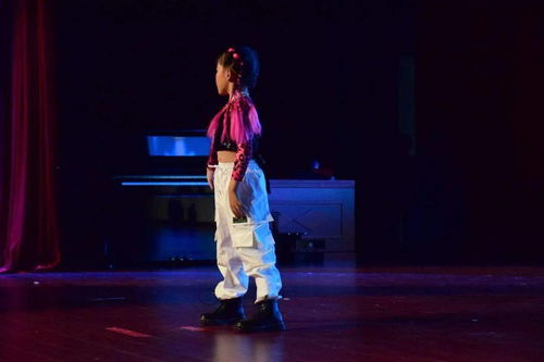 表示蛻變成長的古詩句