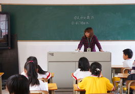 關(guān)于寫志愿者作文的開頭