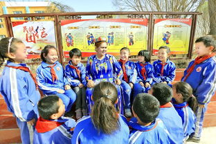 作文,民族團(tuán)結(jié),進(jìn)校園