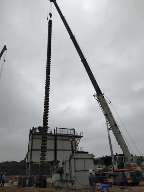 吊車用平臺作業(yè)注意事項