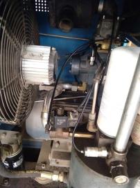 空壓機(jī)維修注意事項