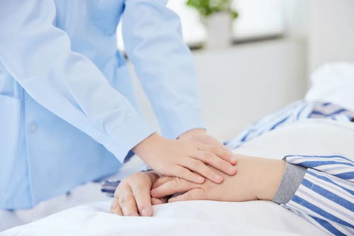 各種護(hù)理操作的注意事項(xiàng)?,霧化護(hù)理操作及注意事項(xiàng),吸氧的護(hù)理操作和注意事項(xiàng)