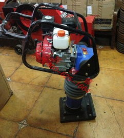 hcd90型振動(dòng)沖擊夯使用注意事項(xiàng)