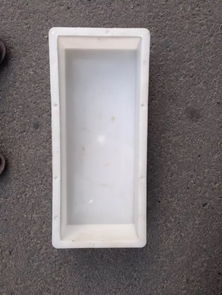 路緣石預(yù)制注意事項