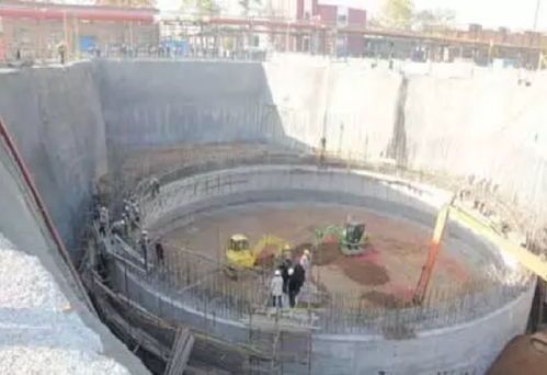 沉井基礎(chǔ)施工的注意事項(xiàng),沉井施工步驟和注意事項(xiàng),水下沉井施工動畫演示