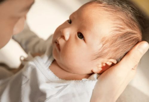 滿月寶寶出門注意事項(xiàng),滿月寶寶注意事項(xiàng)及護(hù)理,滿月寶寶洗澡注意事項(xiàng)